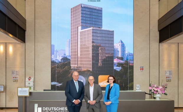 FIRST MAYOR OF HAMBURG DR. PETER TSCHENTSCHER VISITS DEUTSCHES HAUS HO CHI MINH CITY